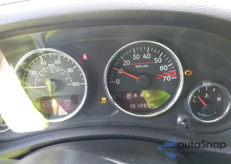 2017 Jeep Wrangler Unlimited Rubicon Hard Rock 4X4 z USA, uszkodzony, nr VIN 1C4HJWFG2HL560846